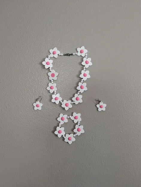 Hạt và Khóa thắt lưng trang sức lấy cảm hứng từ Barbie - Image 3