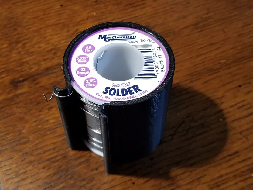 Vỏ Cuộn Thiếc Hàn - Image 1