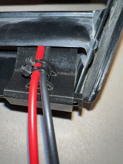 Giá đỡ phích cắm XT60 cho lưới thông gió nạp khí VW T3 - Image 4