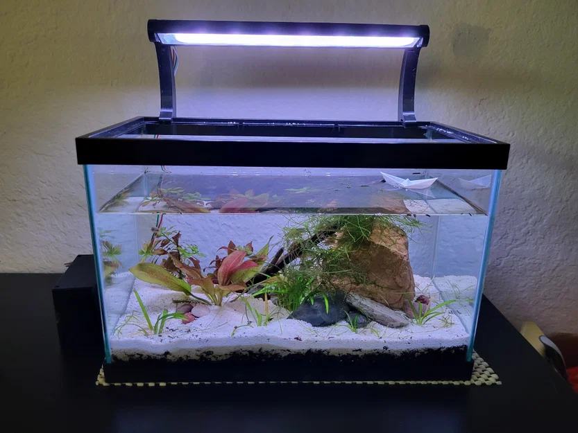 Đèn hồ cá và hộp bo mạch chủ - Image 1