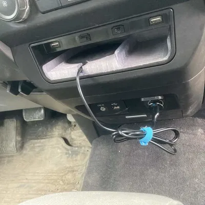 Sạc Không Dây Cho Ford F150 Gắn Với Maestro FTR1