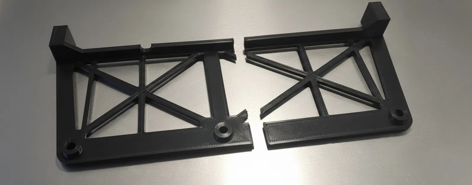 Chân đế giữ dây cáp cho bàn đạp đua Logitech G920 - Image 1