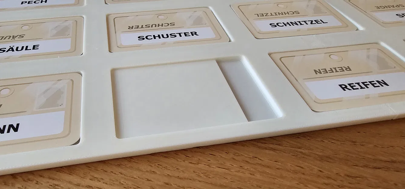 Codenames - Khay đựng bài - Image 3