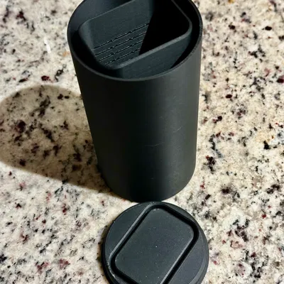 Hộp Chứa Chất Hút Ẩm Kín