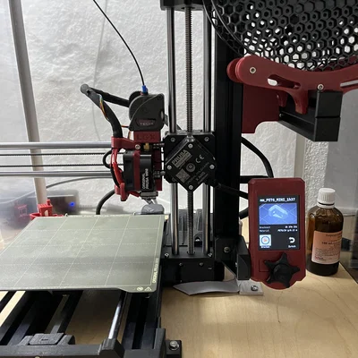 Chân đế trưng bày cực dễ cho Prusa Mini