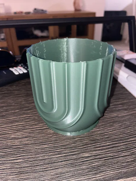 Chậu cây có lỗ và đế lót - Image 1