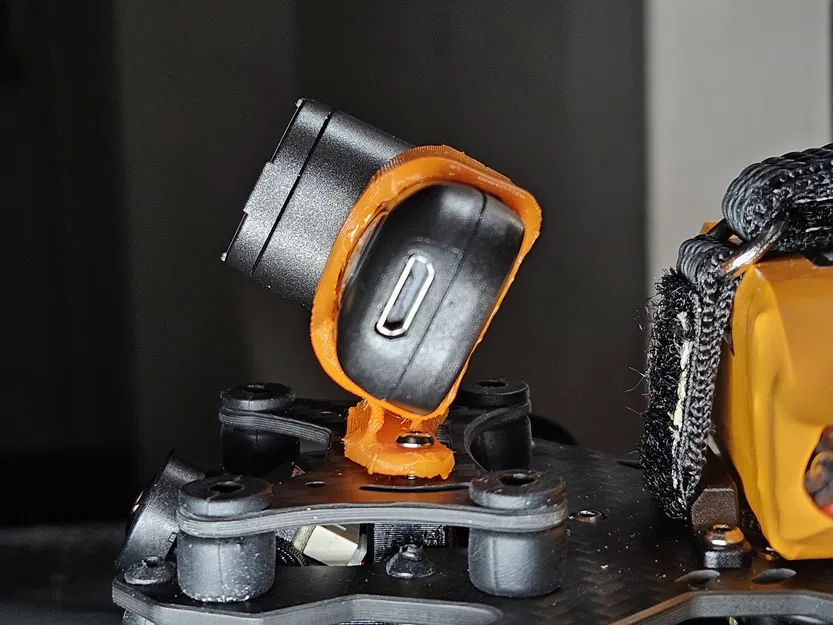 Chân đế gắn trực tiếp RunCam Thumb Pro 4K cho CineLog25 V2 - Image 2