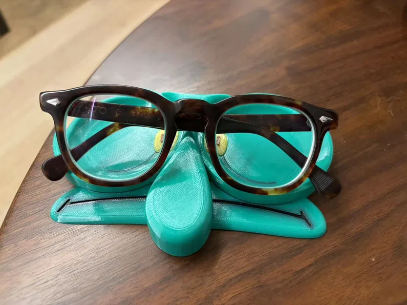 Chân Kính Mắt Bằng Nhựa Hình Squidward - Image 1