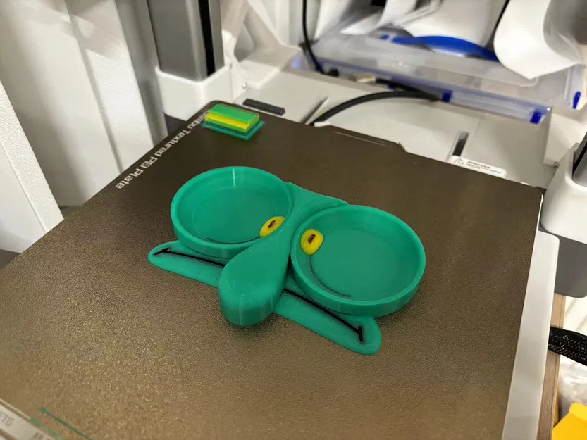 Chân Kính Mắt Bằng Nhựa Hình Squidward - Image 2