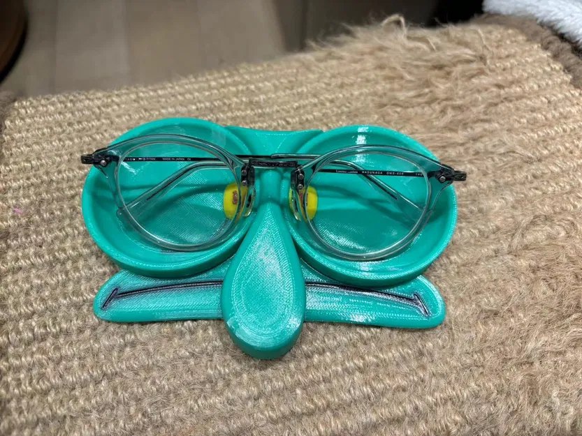 Chân Kính Mắt Bằng Nhựa Hình Squidward - Image 3