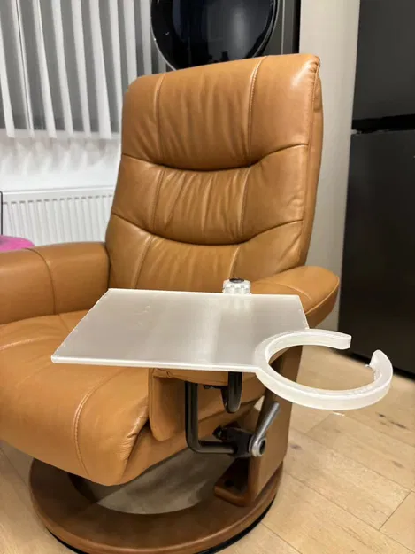 Bàn phụ hiện đại cho ghế deck Nitori - Image 1