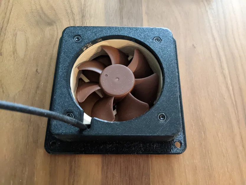 Đế gắn quạt cho Noctua NF-A8 5V - Image 3