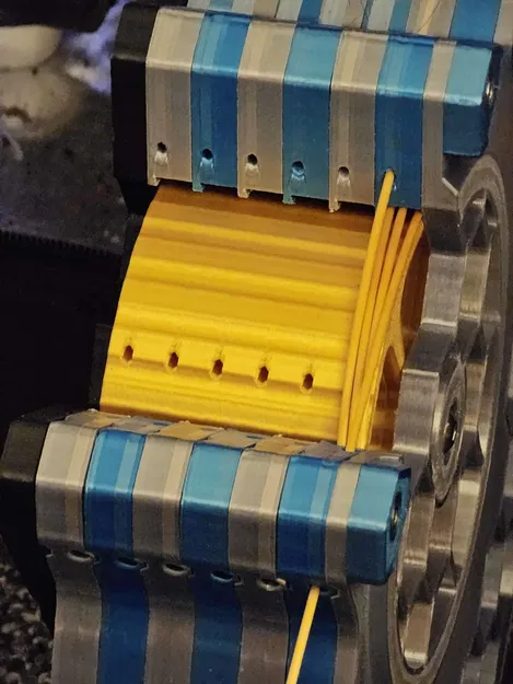 Bánh xe 6 rãnh có lỗ nạp dây tóc - Image 1