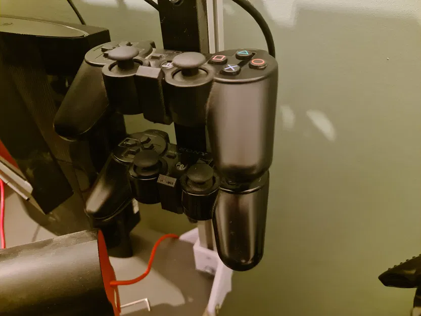 Giá đỡ 2 Tay cầm PS3 gắn tường hoặc thanh nhôm 20x20 - Image 1