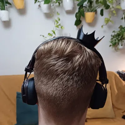 Vương miện Hoàng gia cho tai nghe Marshall