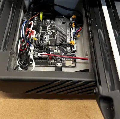 Hộp Linh Kiện Ender 3 Sau Khi Lật Trục Y