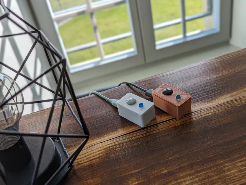 Vỏ Hộp Cho Màn Hình Chuột Giả (Mouse Jiggler) - Image 1