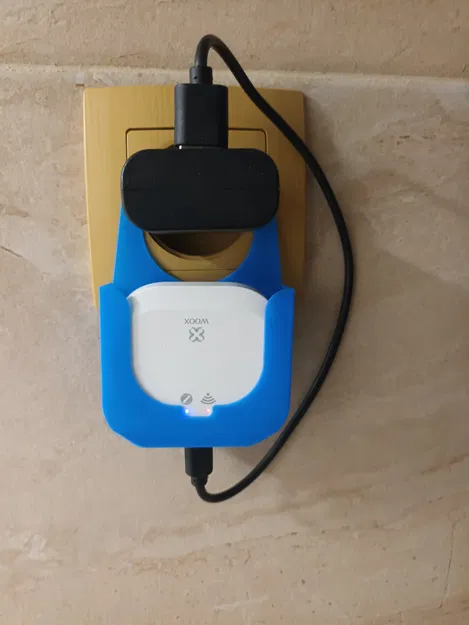 Kệ đựng cổng zigbee Woox - Image 1