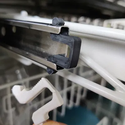 Kẹp Ray Máy Rửa Chén Miele