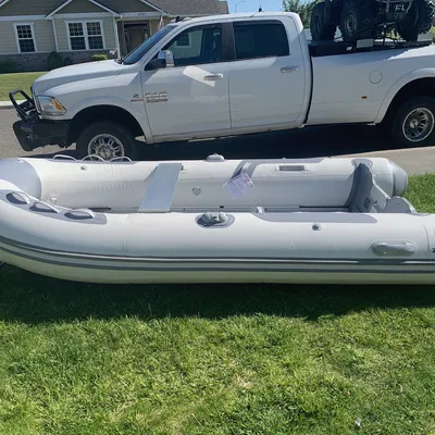 Khóa Mạn Thuyền Cho Zodiac