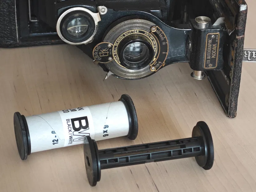 Adapter phim 120 cho máy ảnh loại 116 - Image 1