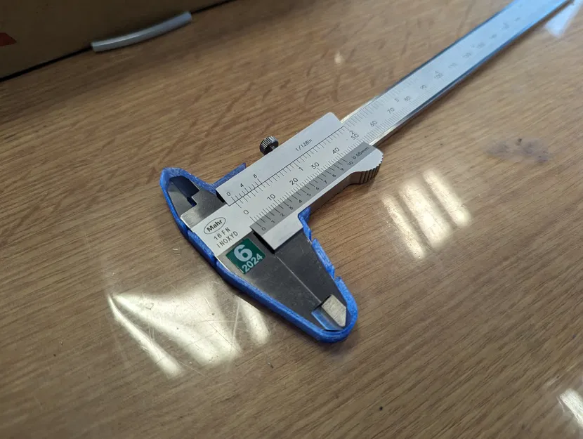 Vỏ Cây Đo Cung Bằng Nhựa - Image 1