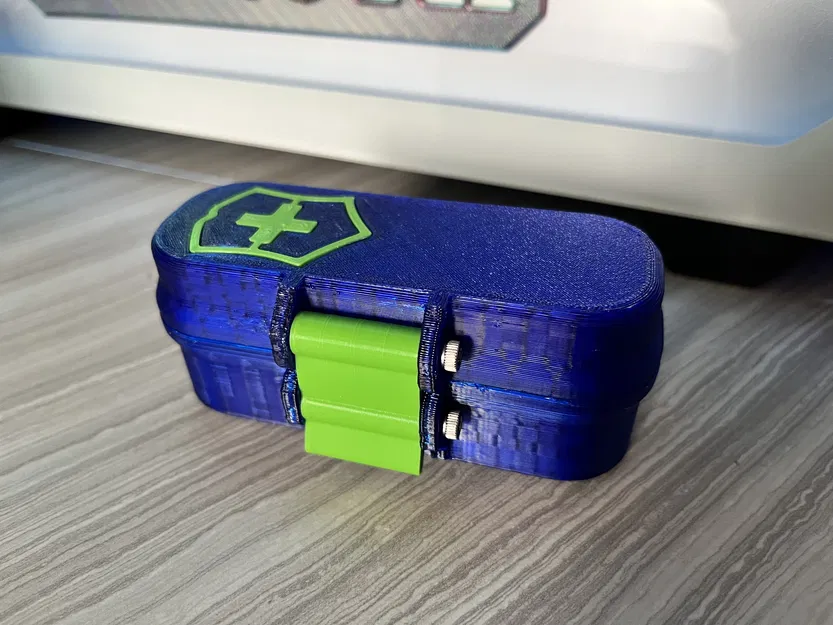 Hộp cứng cho Victorinox Cybertool L hoặc SwissChamp - Image 2