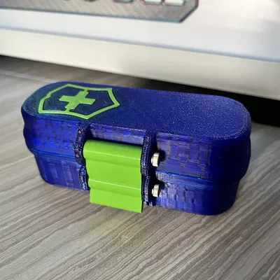 Hộp cứng cho Victorinox Cybertool L hoặc SwissChamp