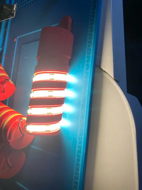 Mô hình SpiralLight: Ống Đèn LED Hỗ Trợ Pin 18650 - Image 1