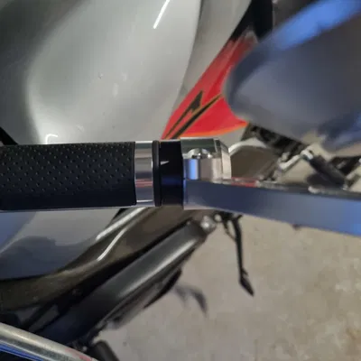 Adapter chân kiếng kiểu ghi đông cho Tuono / RSV Gen1