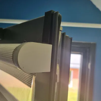 Pát Gắn Rèm Cuốn