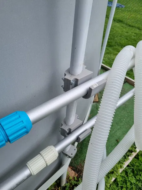 Móc gắn lưới vợt hoặc máy hút bụi hồ bơi - Image 4