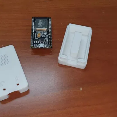 Vỏ / nắp ESP32 (không cần ốc vít)