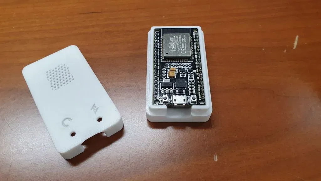 Vỏ / nắp ESP32 (không cần ốc vít) - Image 2