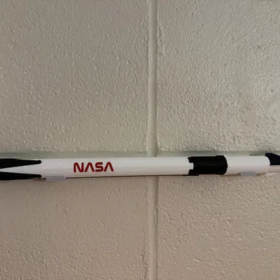 Giá treo tường mô hình Falcon 9