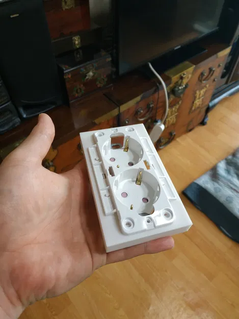 Bộ Nối Dài Ổ Cắm Điện Cho DAISO Winners 2구 콘센트 보조대 - Image 3