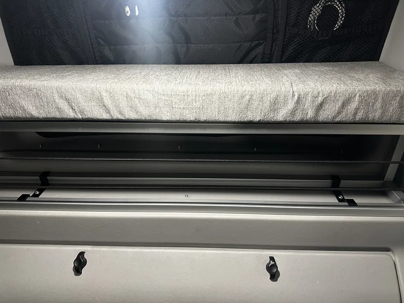 Pát Nâng Giường Xe Winnebago Revel - Image 2