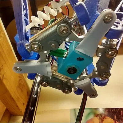 Giá đỡ quạt thổi 3010 cho tấm gắn effector Rostock nhôm 713Maker Kossel