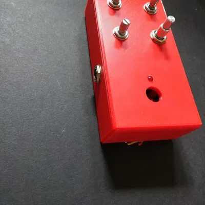 Hộp pedal ghi-ta 4 núm