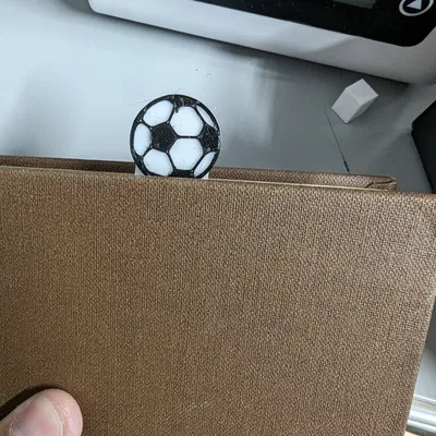 Dấu trang bóng đá dài