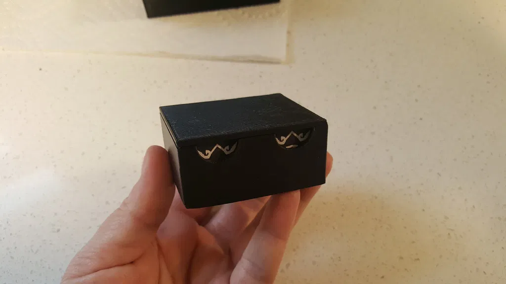 Hộp Đựng Token Kho Báu Massive Darkness - Image 2