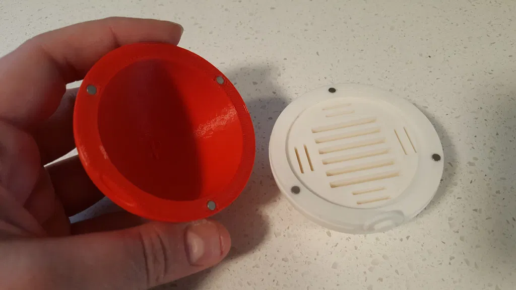 Mô Hình Pokemon Pokeball - Giá Đỡ Thẻ SD - Image 3