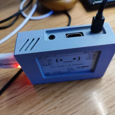 Vỏ Pwnagotchi cho Raspberry Pi 3B và Màn hình Waveshare 2.71 inch V2