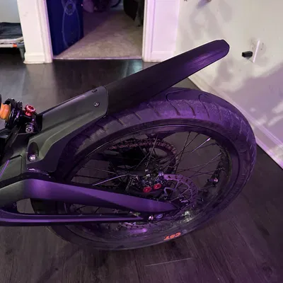 Tem Che Bánh Sau Talaria X3 V2