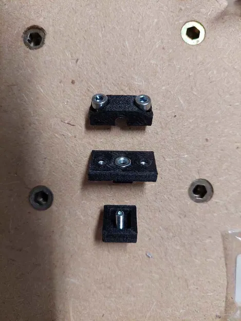 Ốc dẫn hướng ty tay nắm cửa trong Honda CRV - Image 4