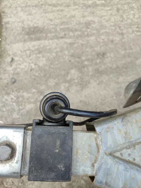 Giá giữ phích cắm CEE cho rơ-moóc - Image 4