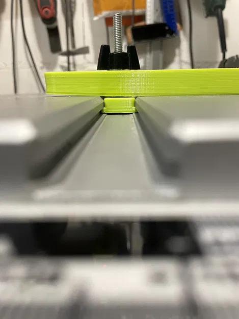 Kẹp Giữ Featherboard Cho Máy Cưa Bàn Scheppach HS105 - Image 3