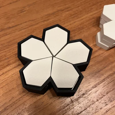 Cứu tinh xếp tháp cho board game Triqueta
