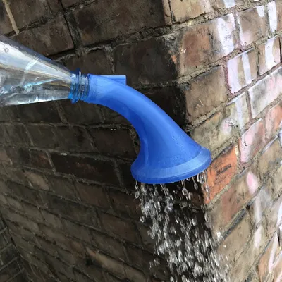 Bình Tưới Cây Vặn Chân Chai