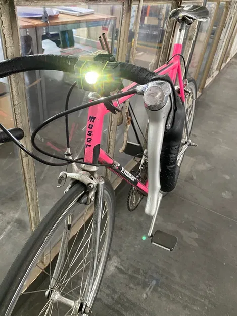 Adapter Gắn Đèn Pin Led Lenser Mh8 Lên Xe Đạp - Image 1